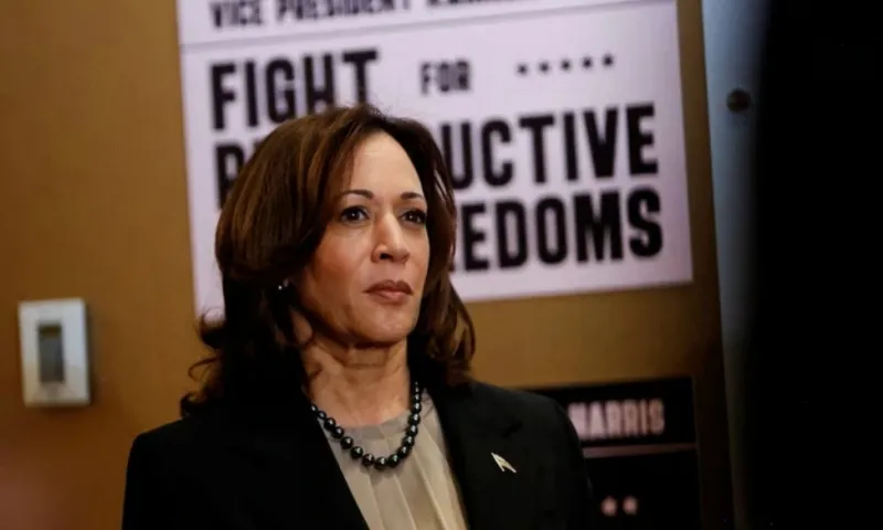 Bà Kamala Harris kêu gọi hạ độ tuổi bầu cử xuống 16
