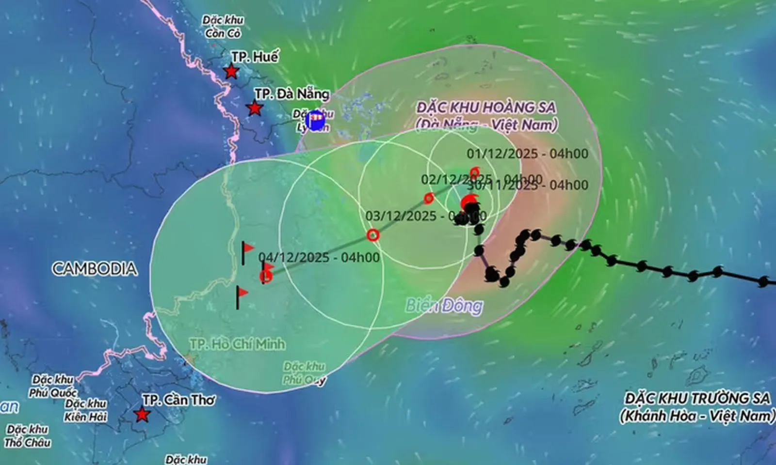 Bão số 15 gây sóng lớn khiến 4 người chết và mất tích
