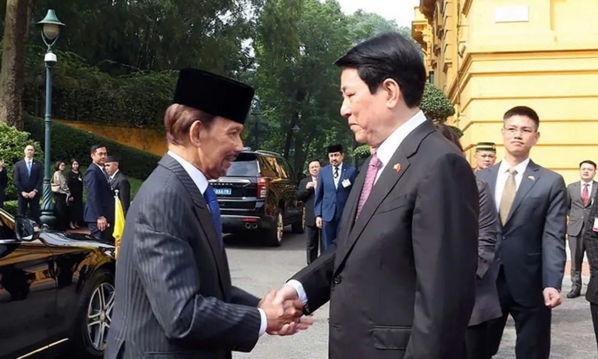 0112-chu-tich-nuoc-dong-quoc-vuong-brunei-3 (1)