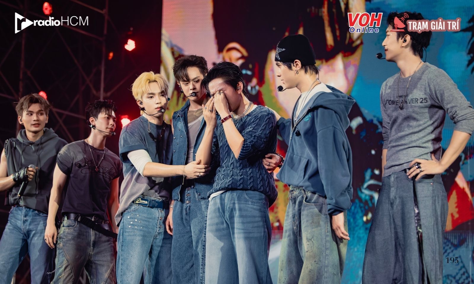 Công diễn 4 Tân Binh Toàn Năng: kiệt quệ từ thể chất đến tinh thần