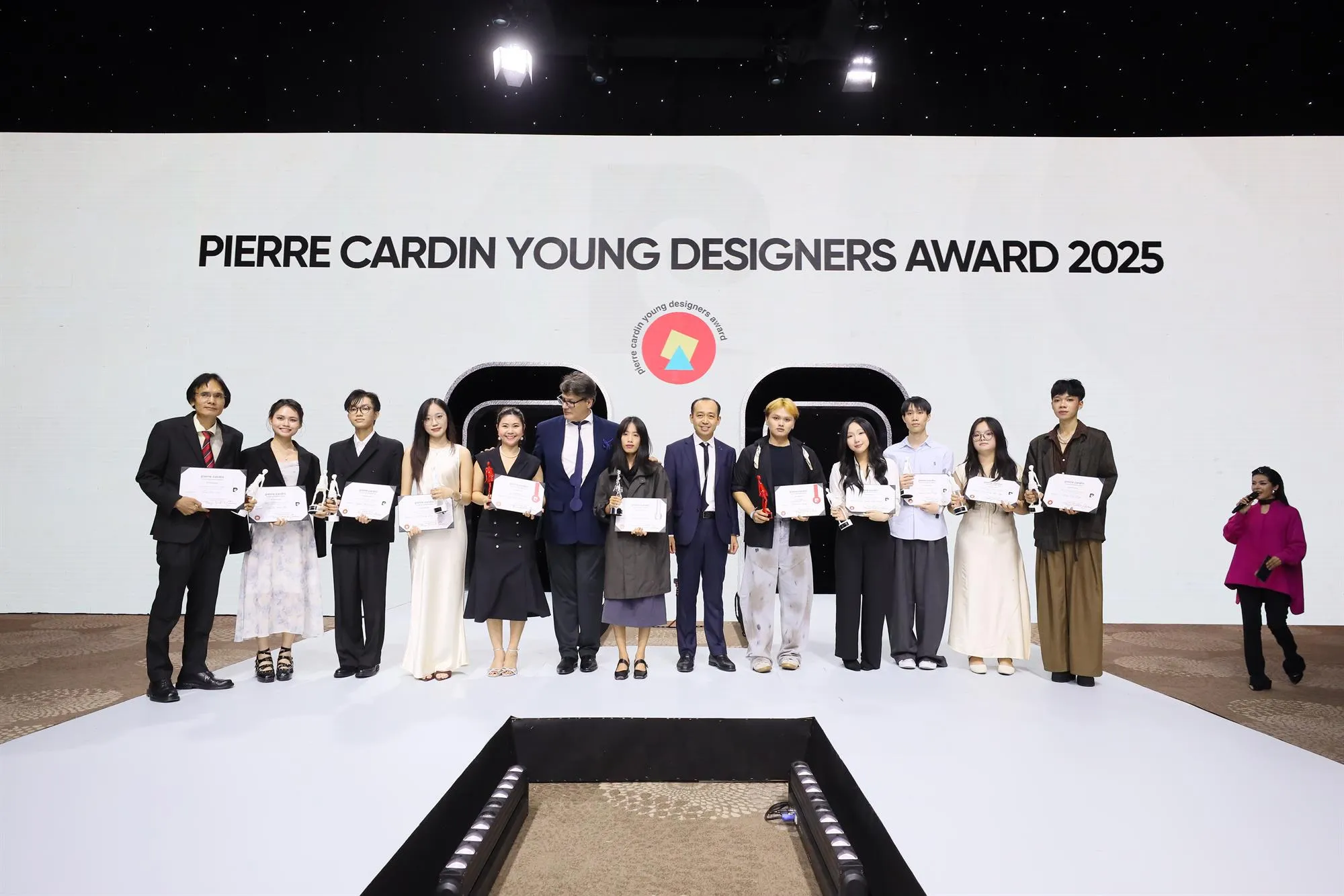 Các thí sinh chiến thắng cuộc thi Pierre Cardin Young Designers Award 2025 (1)