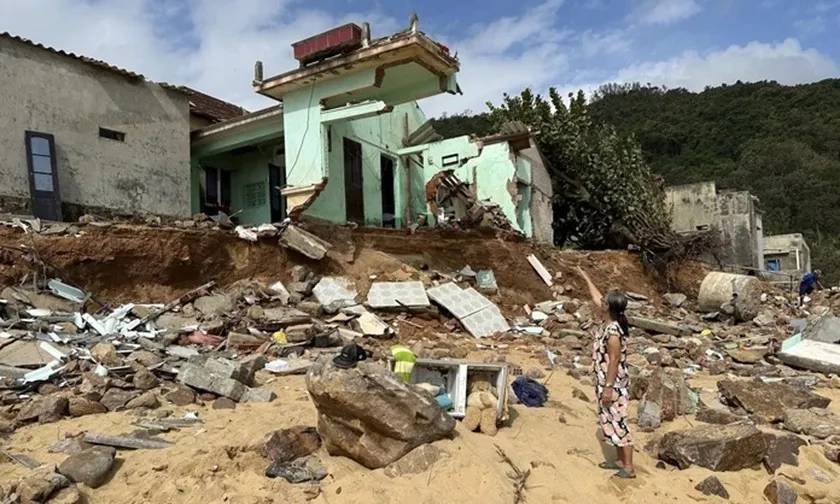 10-11-trang-12-ban-doc-va-cuoc-song-17627847705901724368194-17647474349501873307227-s