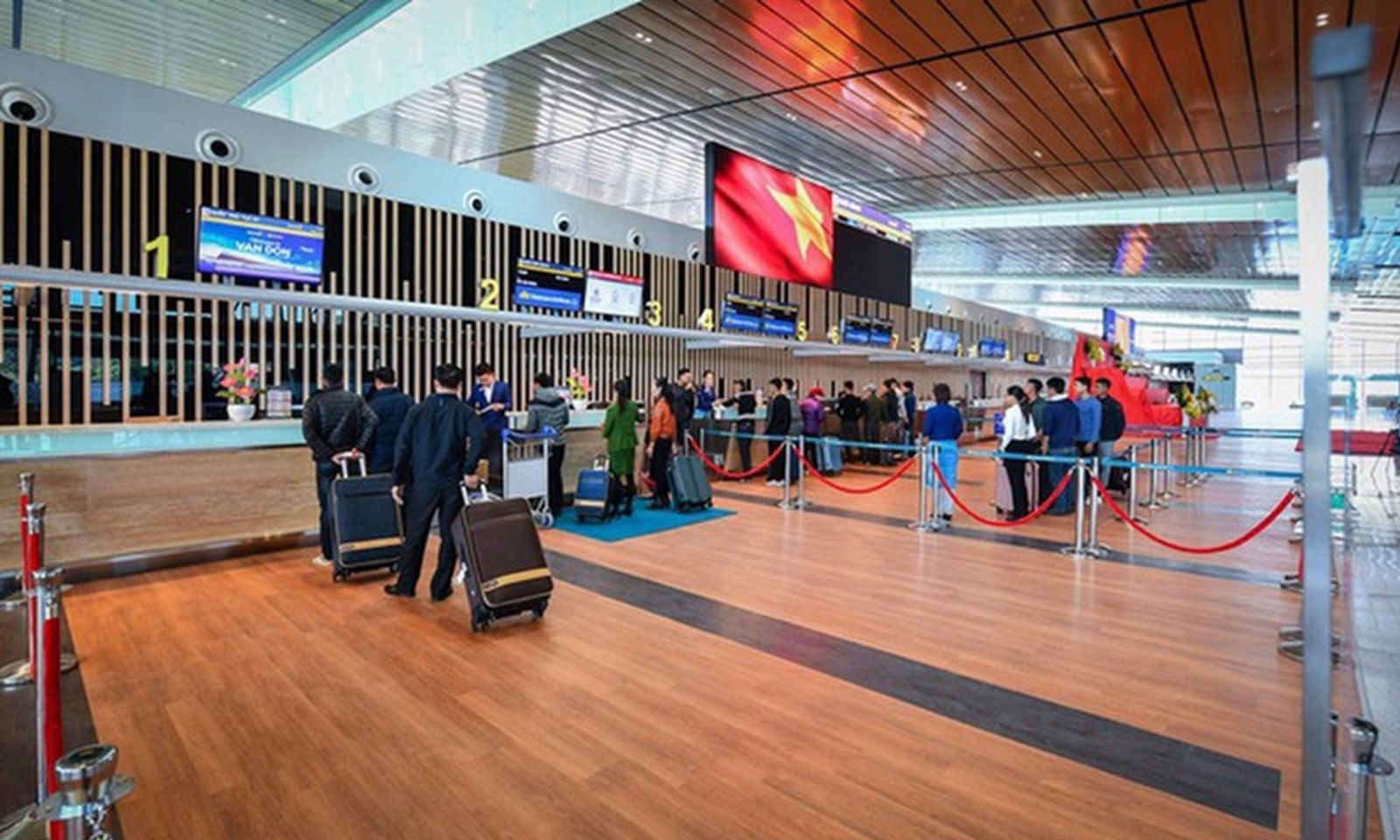 Bổ sung 41 cửa khẩu quốc tế cho phép người nước ngoài xuất, nhập cảnh bằng thị thực điện tử