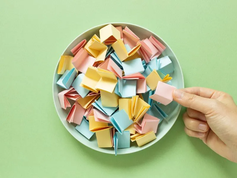 voh-kich-ban-boc-tham-trung-thuong-tat-nien-1