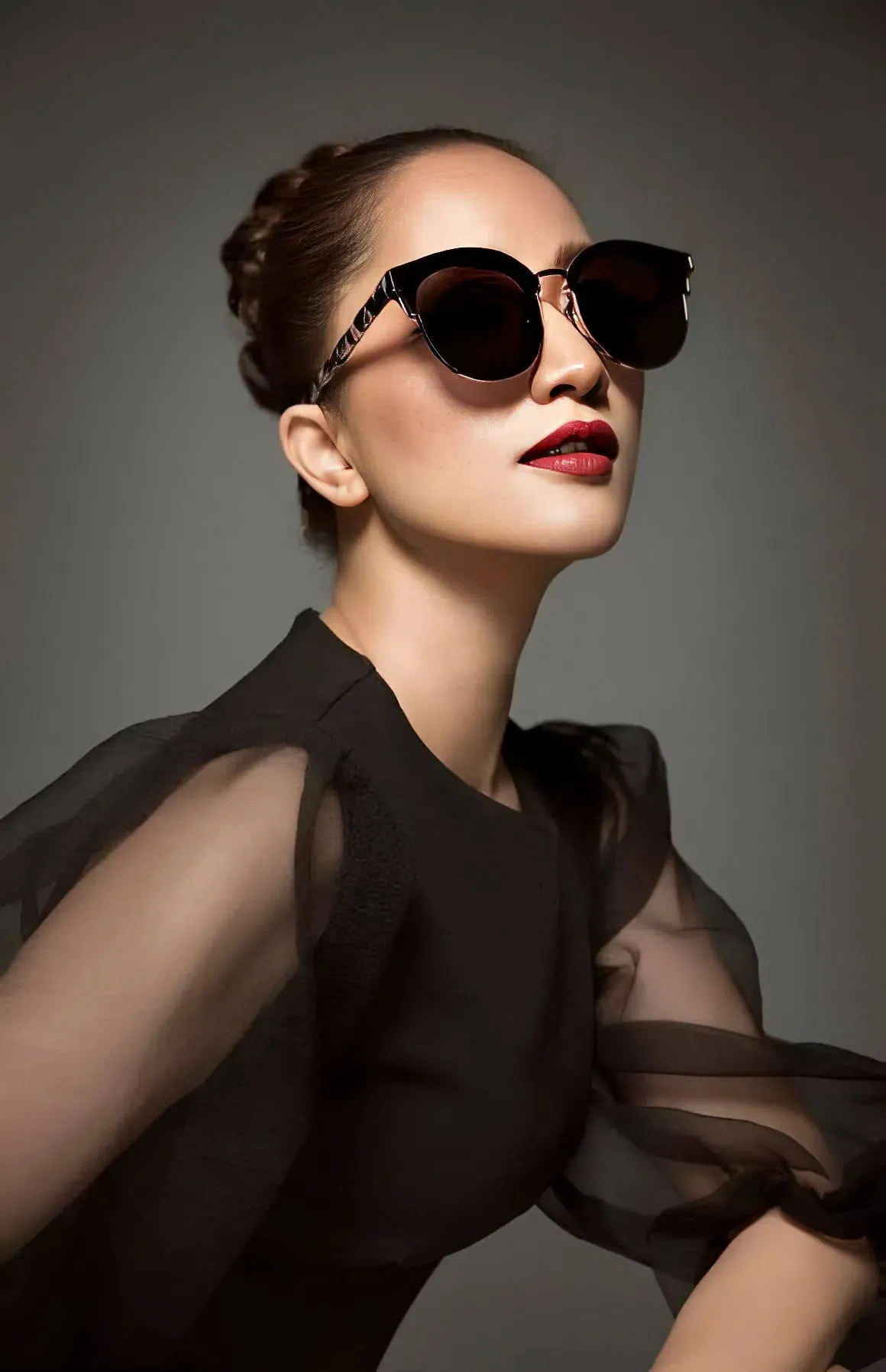 Giám khảo Khánh Thi