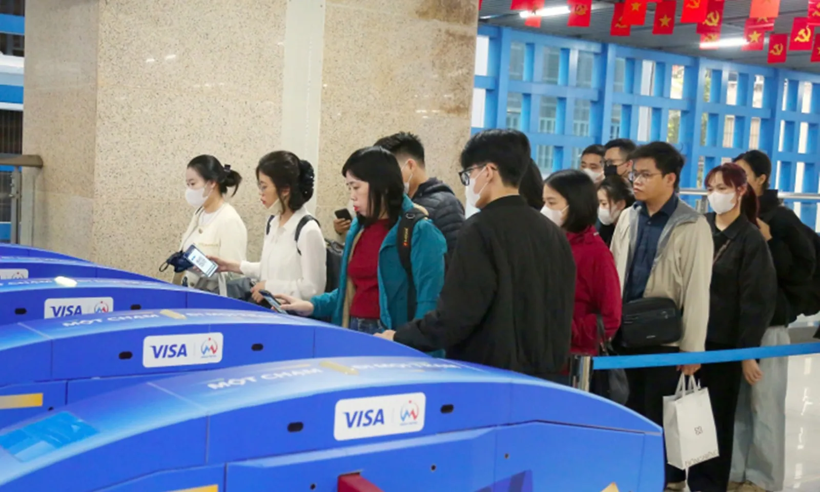 Chính thức áp dụng hệ thống kiểm soát vé tự động trên tuyến ĐSĐT 2A Cát Linh - Hà Đông