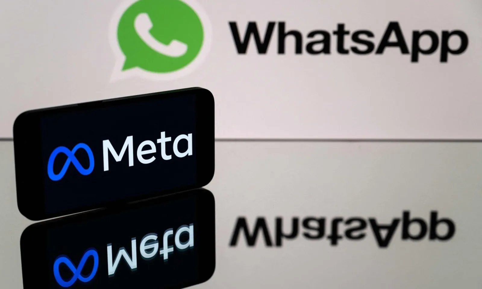 EU điều tra Meta về tính năng AI của WhatsApp