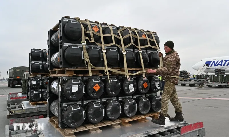 Mỹ phê duyệt loạt thương vụ bán vũ khí cho châu Âu và châu Á