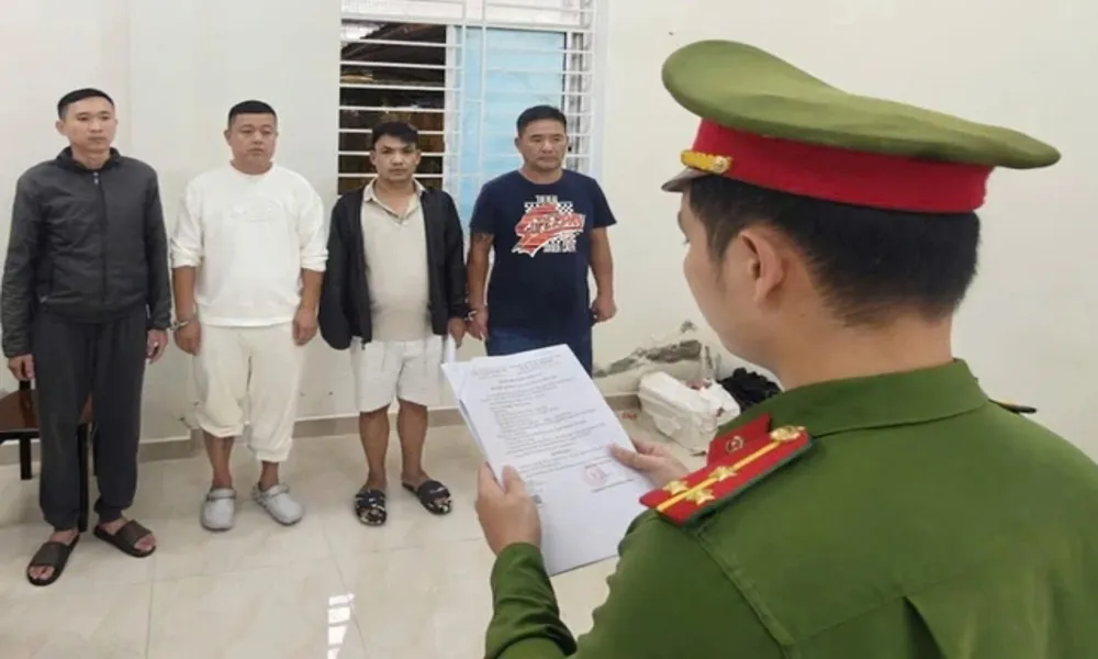 Giải cứu con bạc người Trung Quốc bị nhóm cho vay đánh bạc giam giữ