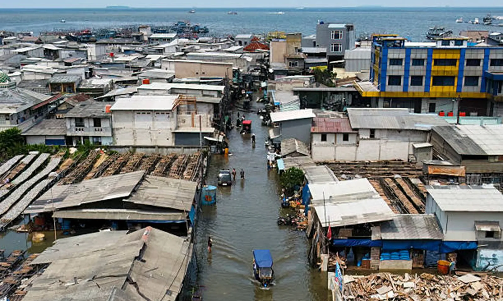 Indonesia cần hơn 3 tỷ USD để phục hồi sau trận lũ lụt thảm khốc ở Sumatra