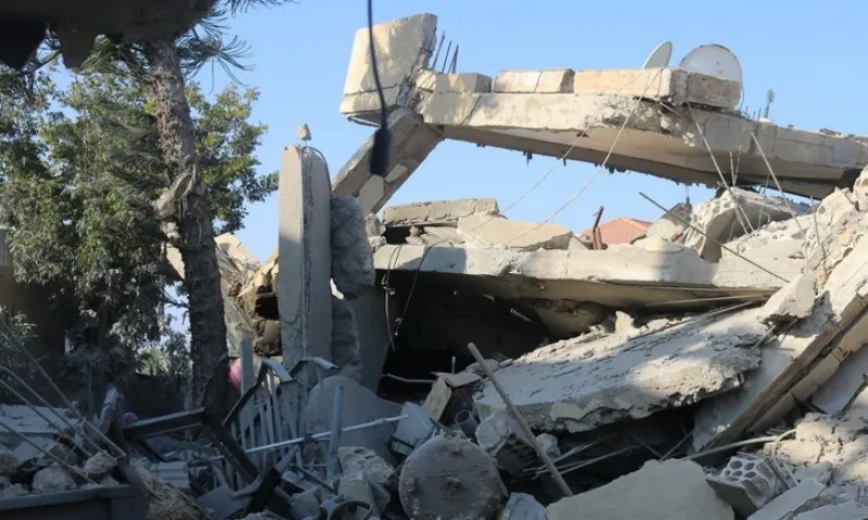 Israel tiếp tục không kích miền Nam Liban giữa thỏa thuận ngừng bắn