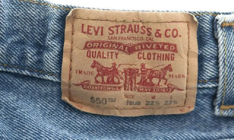 Bạn có biết: Miếng da lưng quần jeans để làm gì?