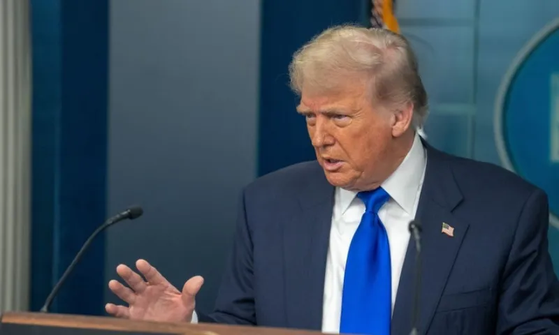 Ông Trump nói sẽ sớm tấn công trên bộ tại Venezuela