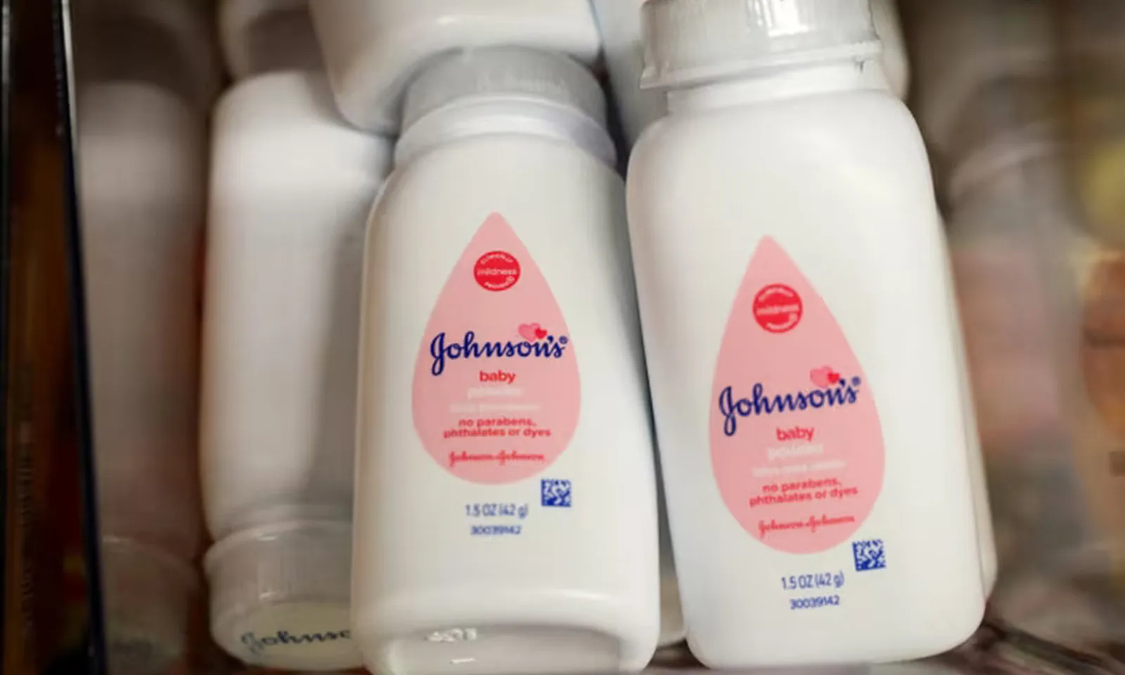 Johnson undefined Johnson bồi thường 40 triệu USD vì phấn rôm gây ung thư