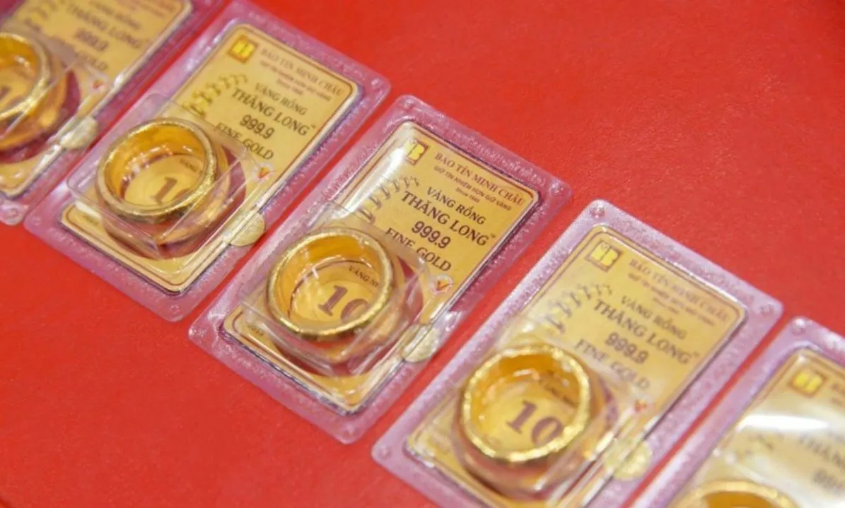 Vàng SJC lập kỷ lục 156,8 triệu đồng/lượng