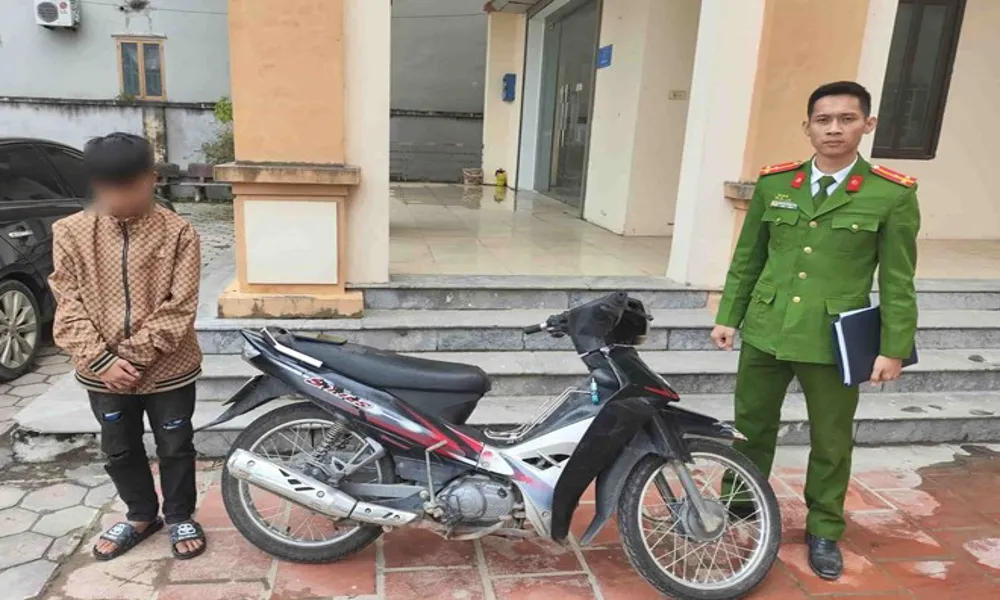 Thiếu niên 13 tuổi đột nhập nhà dân trộm xe máy