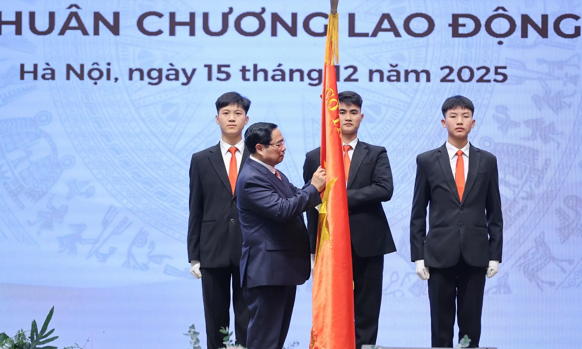 thu-tuong-pham-minh-chinh-151225
