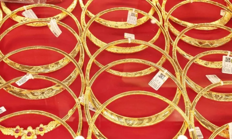 Giá vàng SJC giảm mạnh 