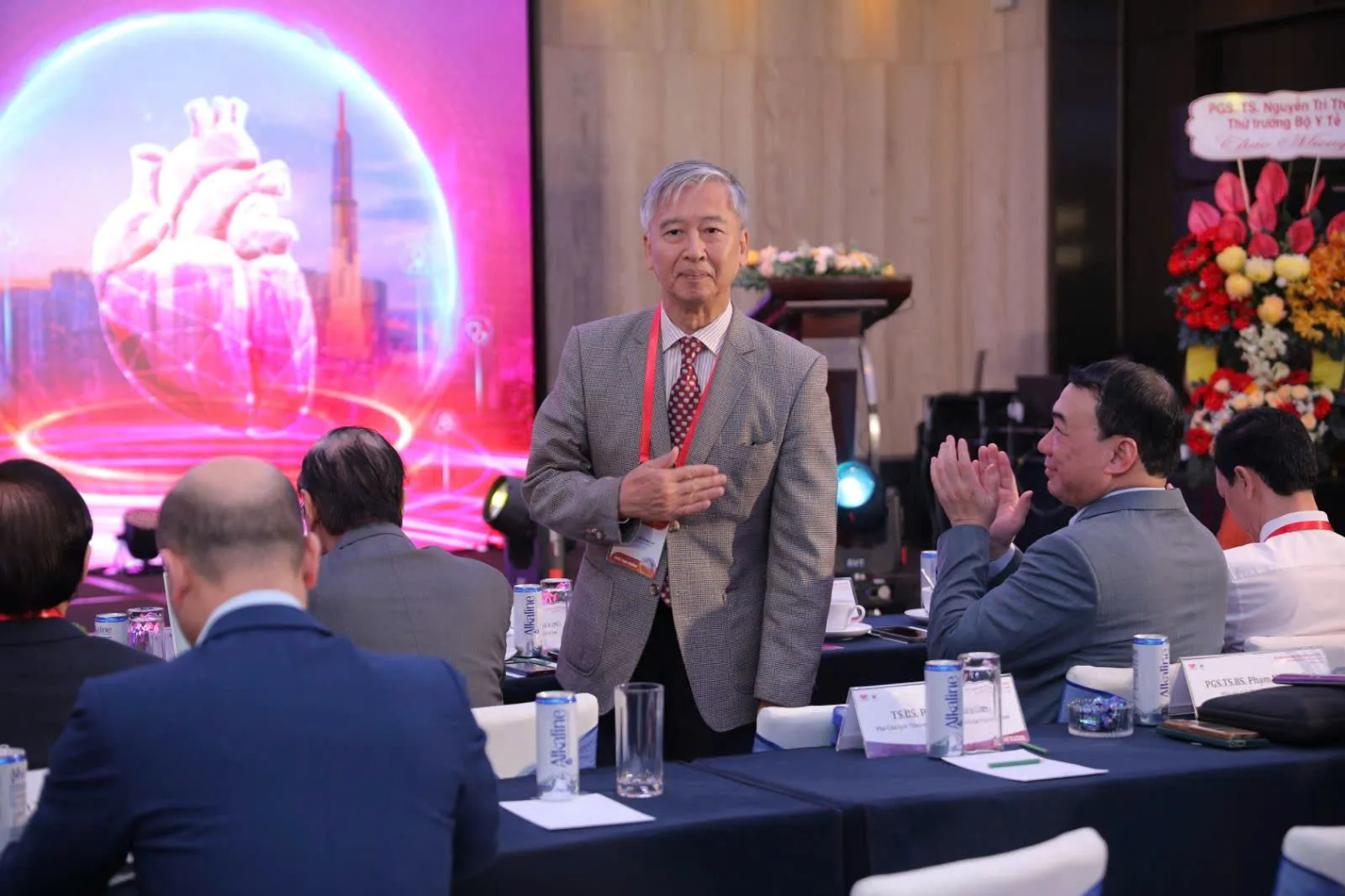 Ong Do Doan Loi chia se tai hoi nghi