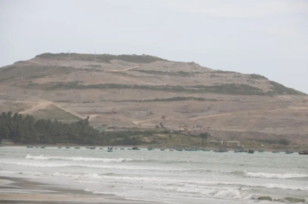 1000040270-1765957731244404171872