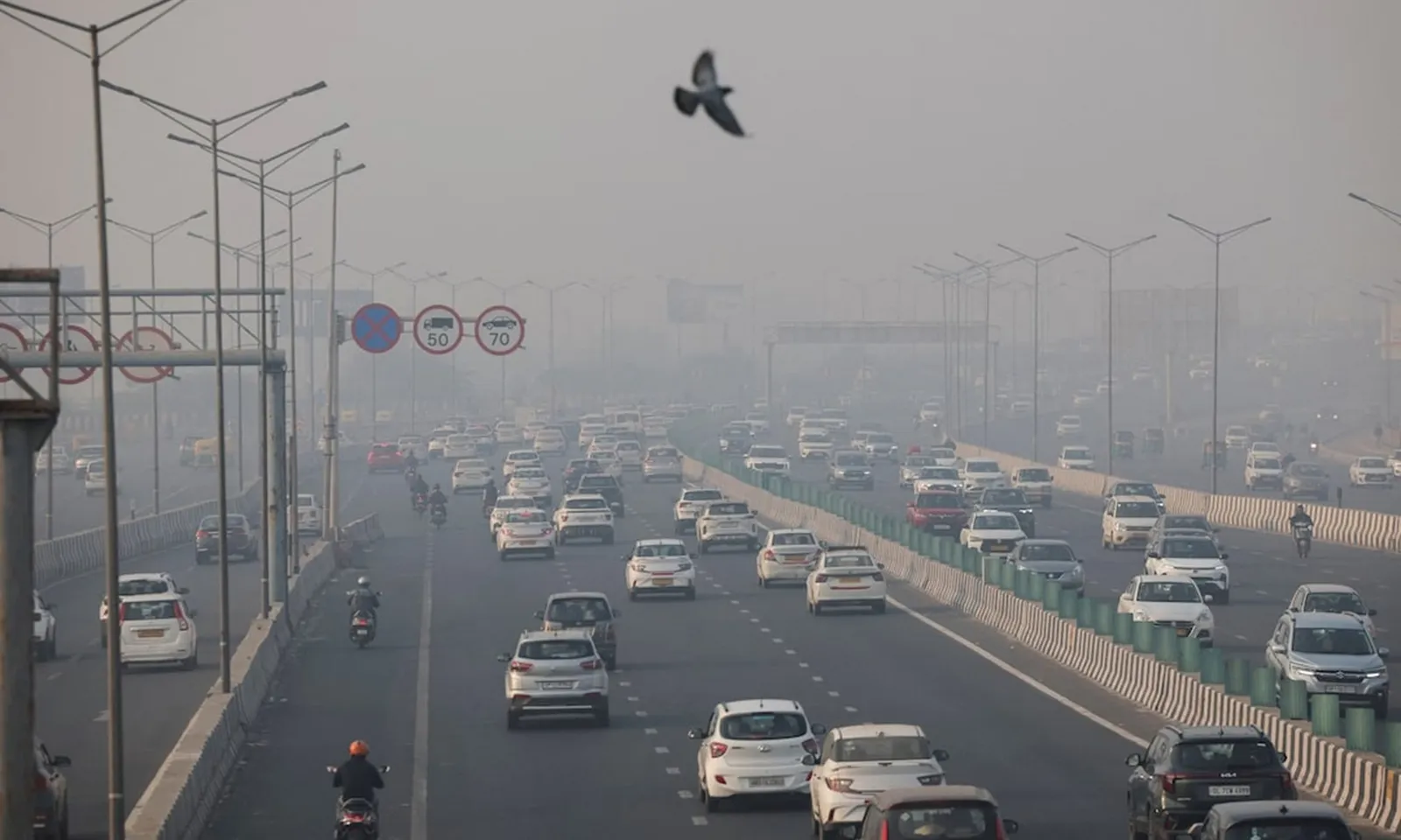 Ấn Độ siết chặt biện pháp ứng phó ô nhiễm không khí tại New Delhi