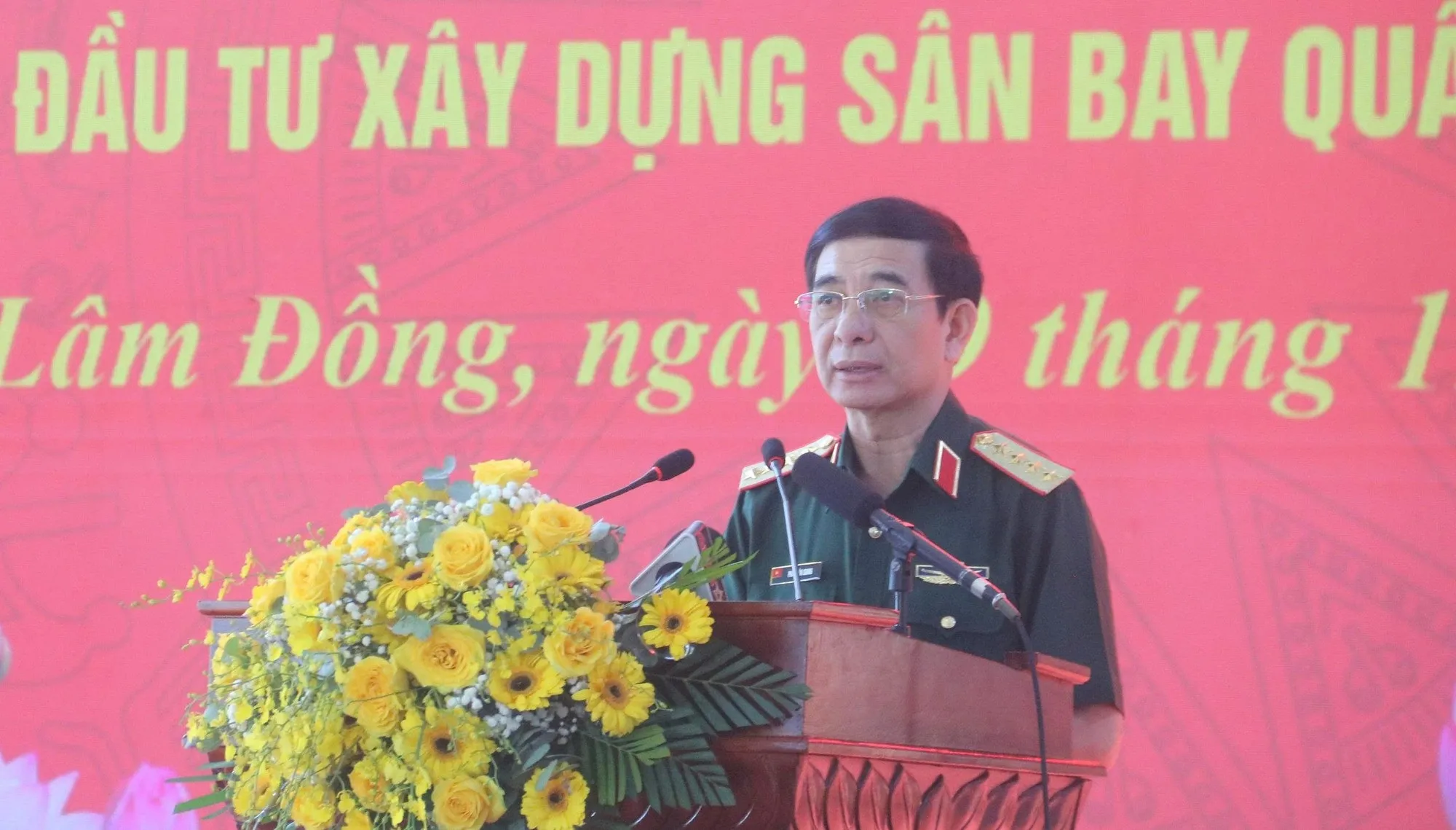 1000040319-17661184251131712746554