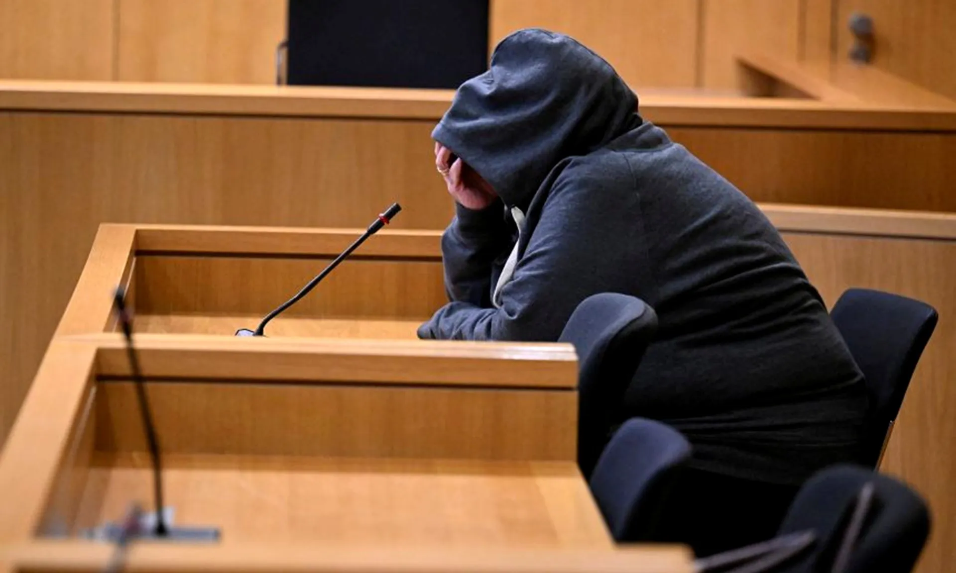 cuong-hiep-vo-191225