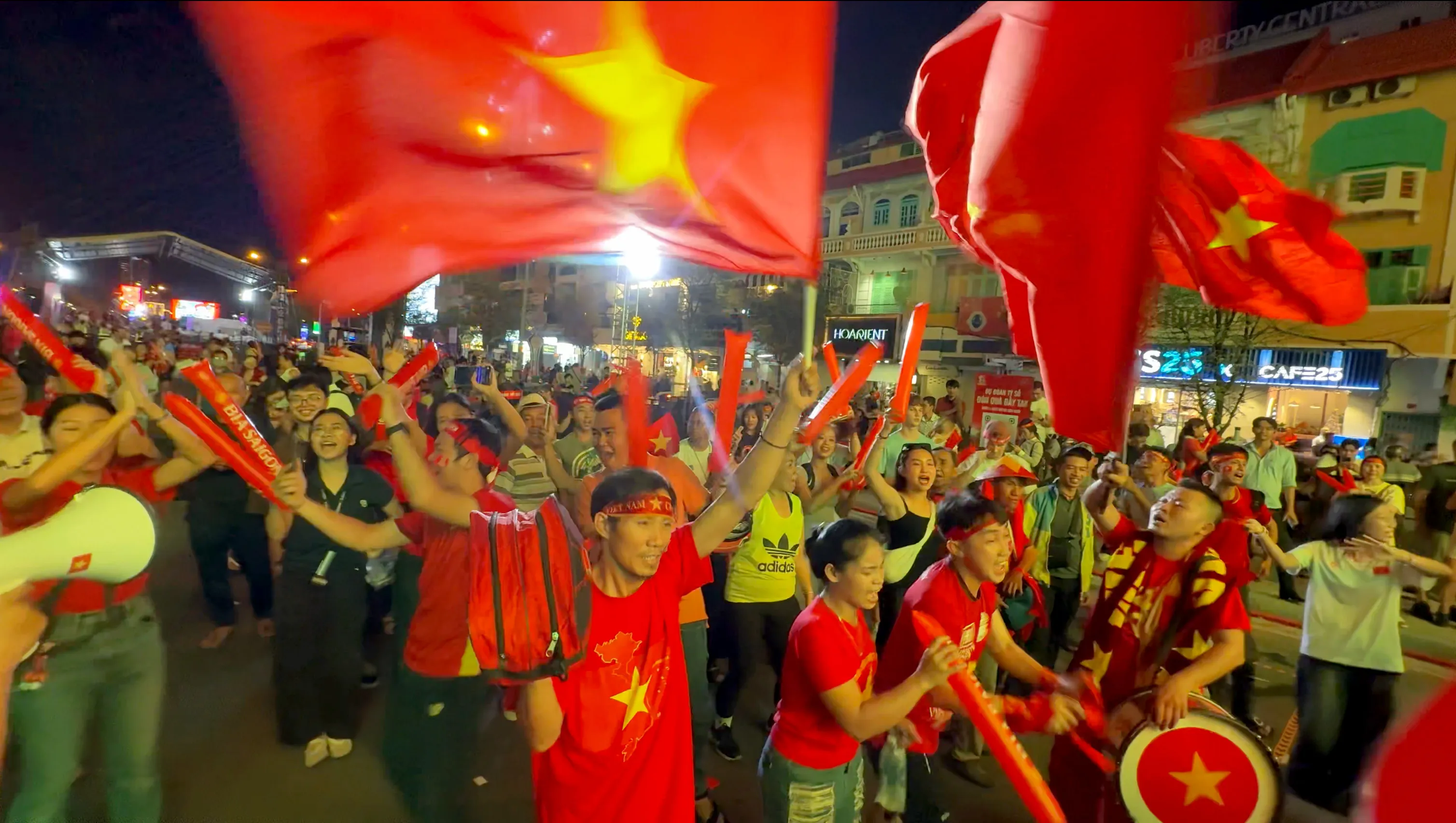 Screenshot 2025-12-19 at 01.32.18