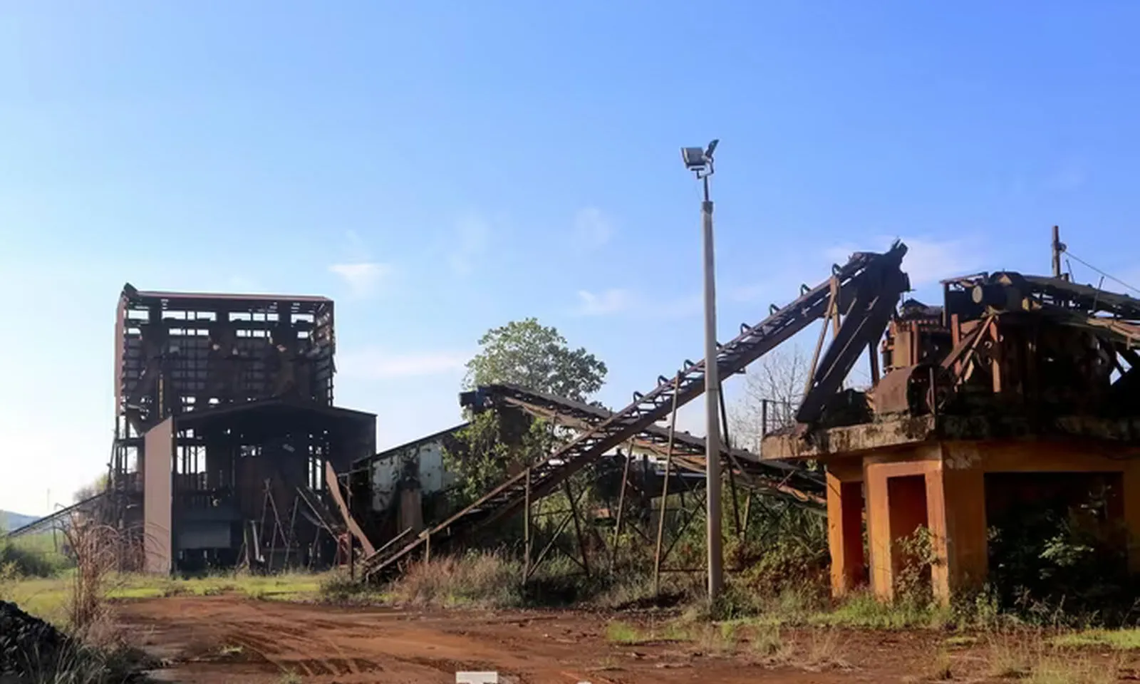 Khai tử dự án khai thác quặng sắt công suất 500.000 tấn/năm 