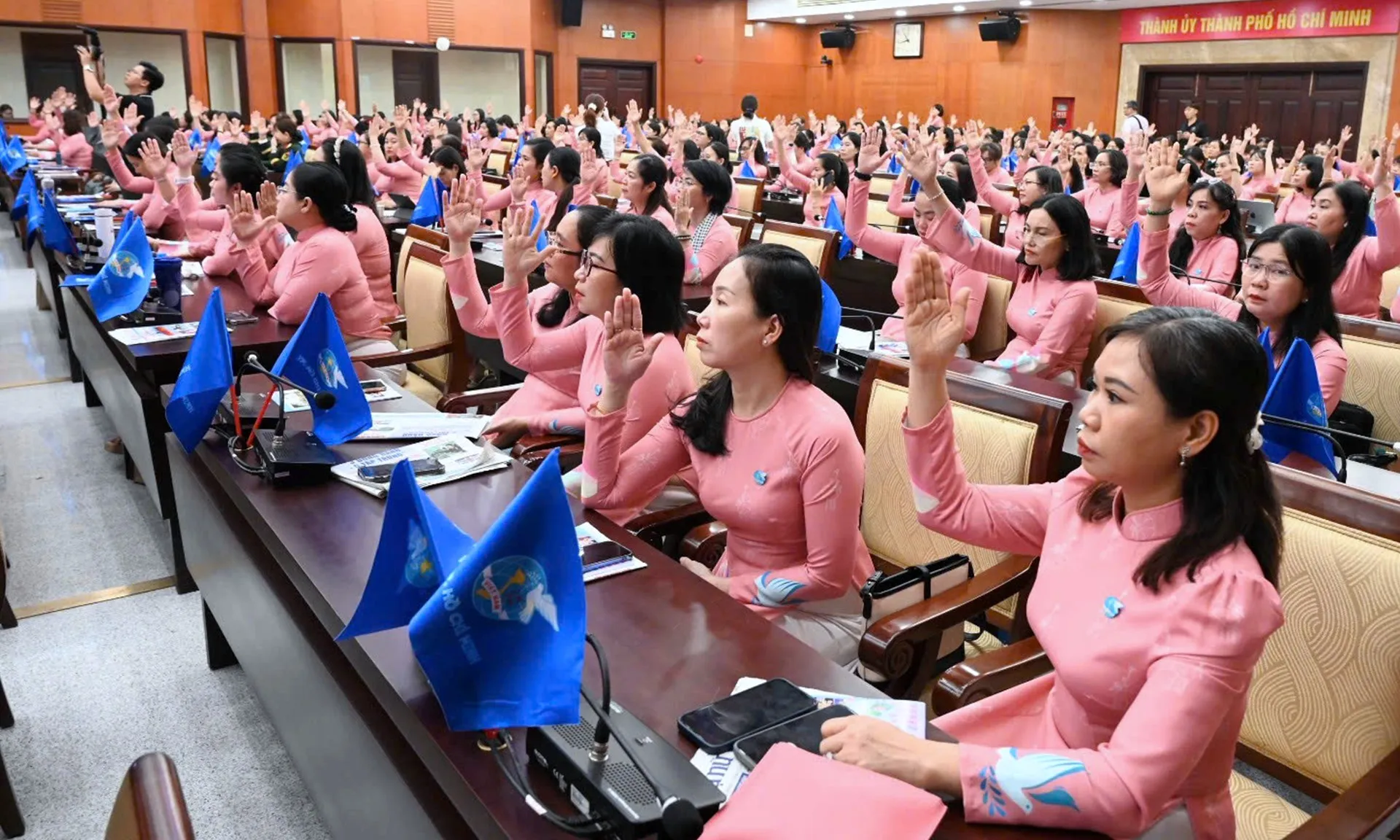 hoi-lien-hiep-phu-nu-tphcm-211225-1