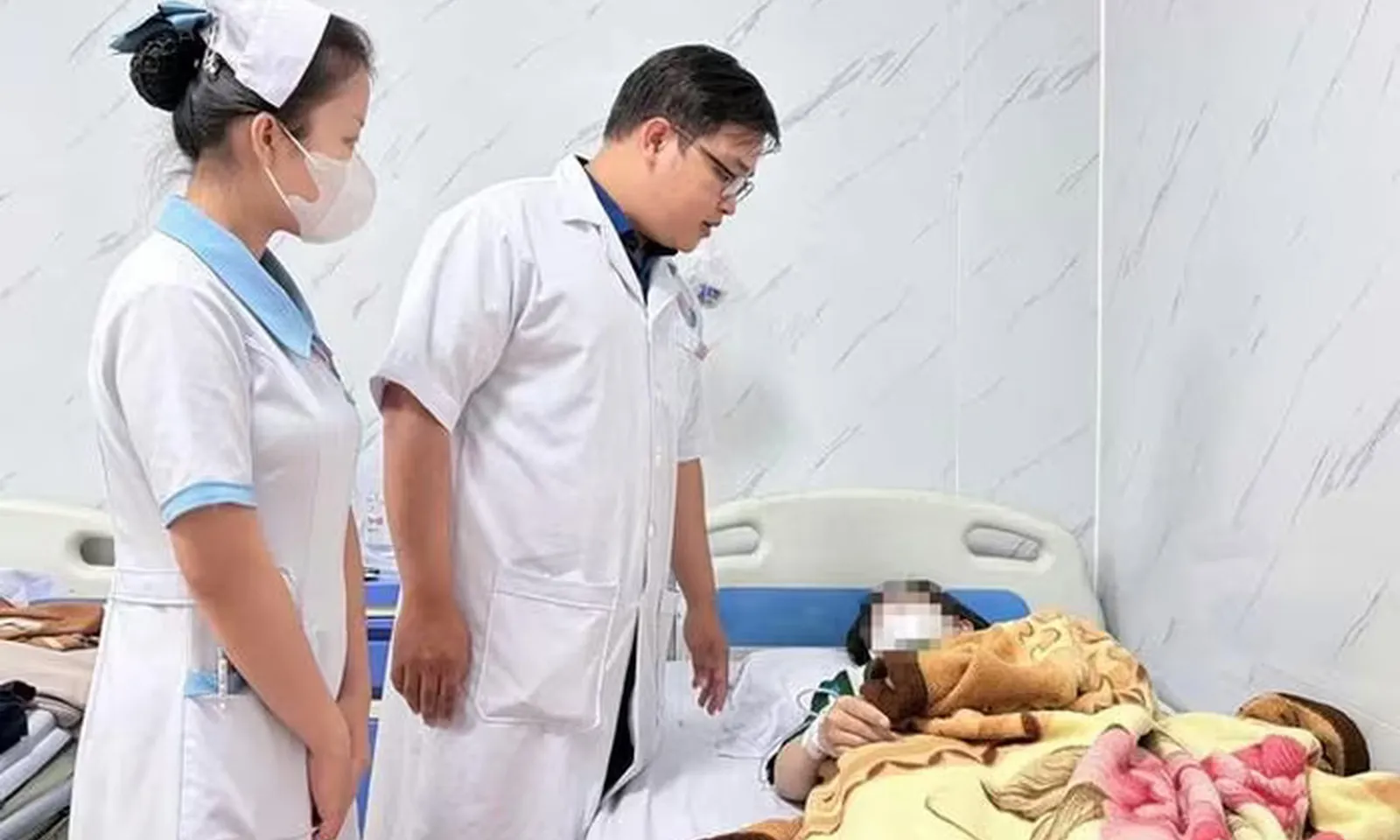 Vụ hơn 200 người ngộ độc bánh mì ở Quảng Ngãi: Xác định nhiễm Salmonella