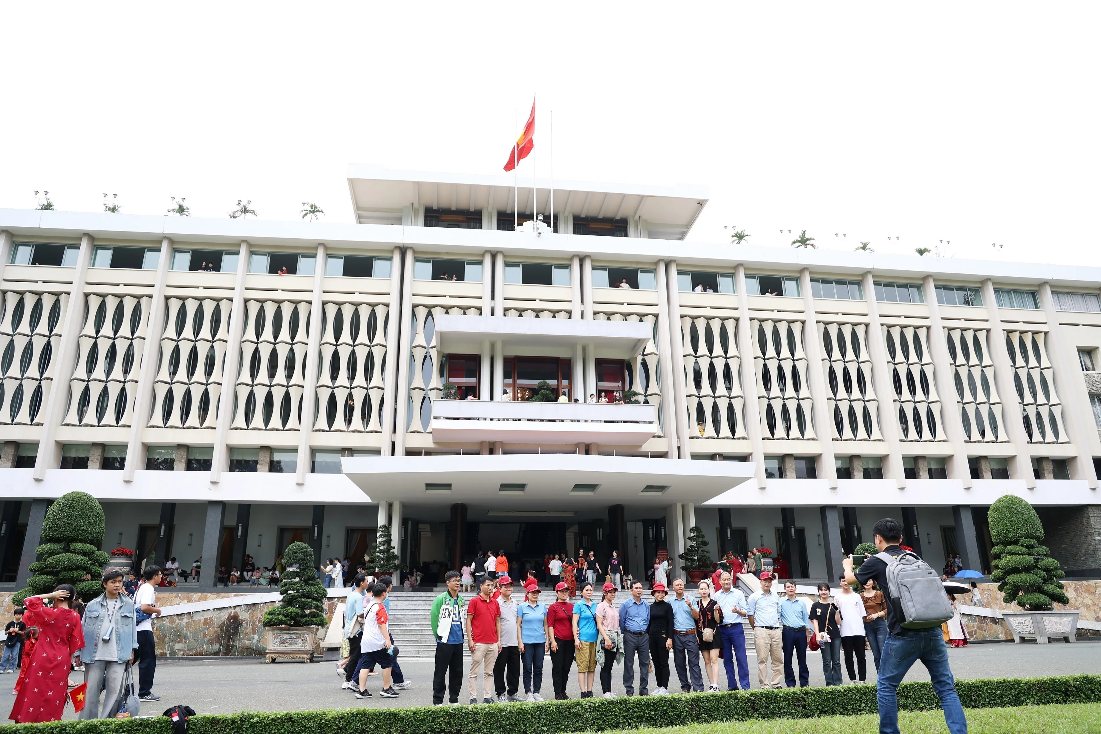 vna_potal_thanh_pho_ho_chi_minh_don_6_trieu_luot_khach_quoc_te_trong_nam_2024_7786645