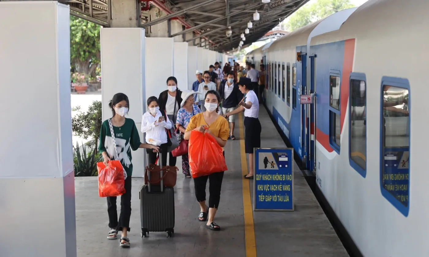 Vé tàu Tết Bính Ngọ 2026 bán được 140.000 vé, đường sắt còn nhiều chỗ