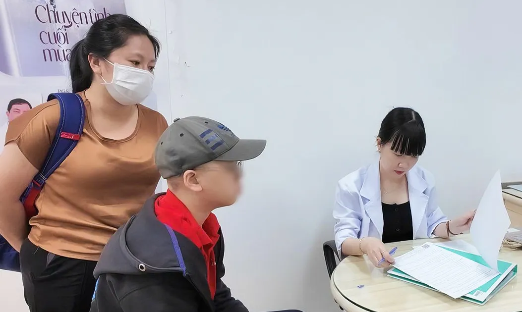 Ca ung thư máu hiếm gặp và hành trình diệu kỳ của cậu bé 12 tuổi