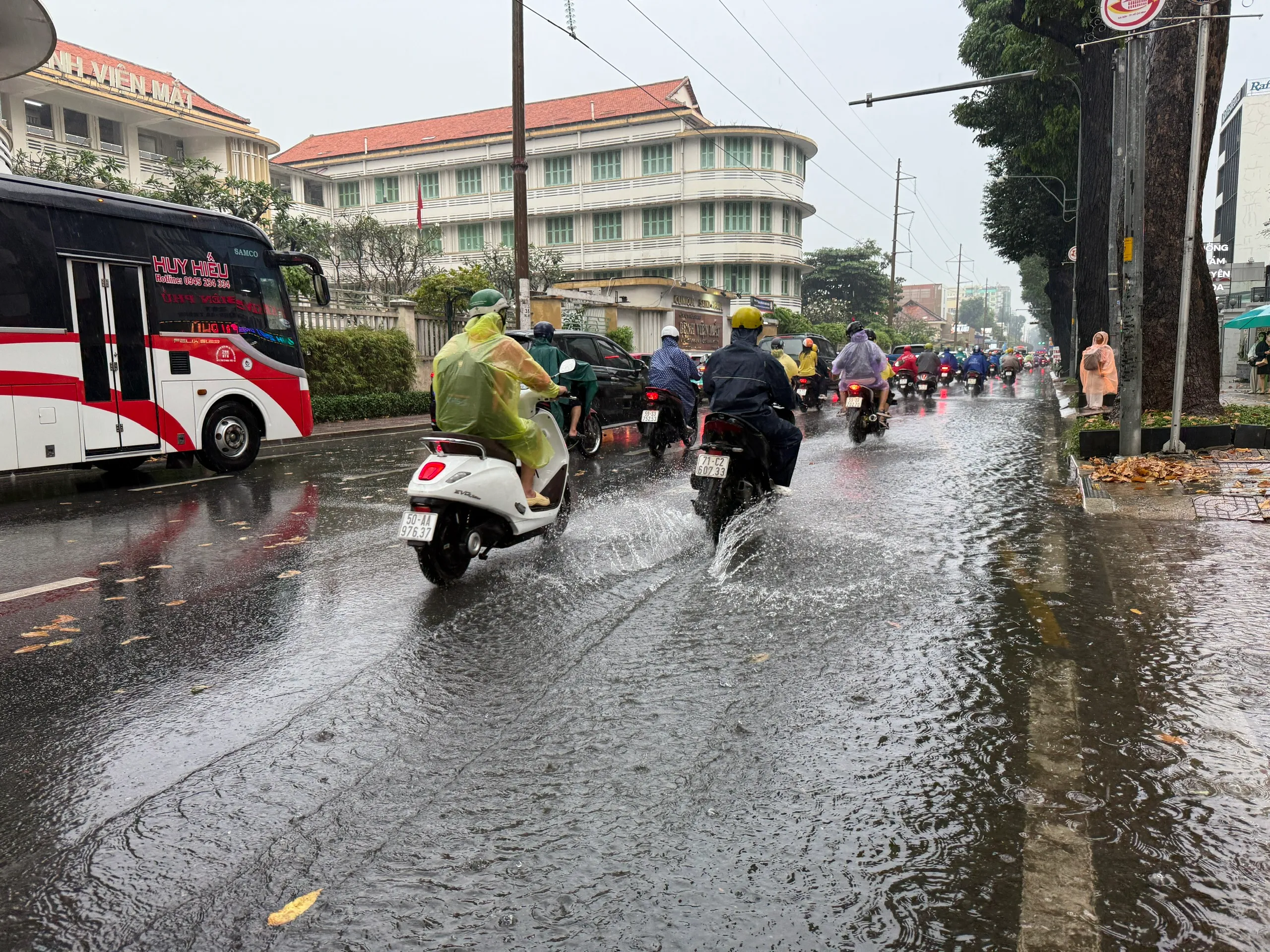 z7360977403429_0d528289bbdb4ee918080ce02f1e5a68