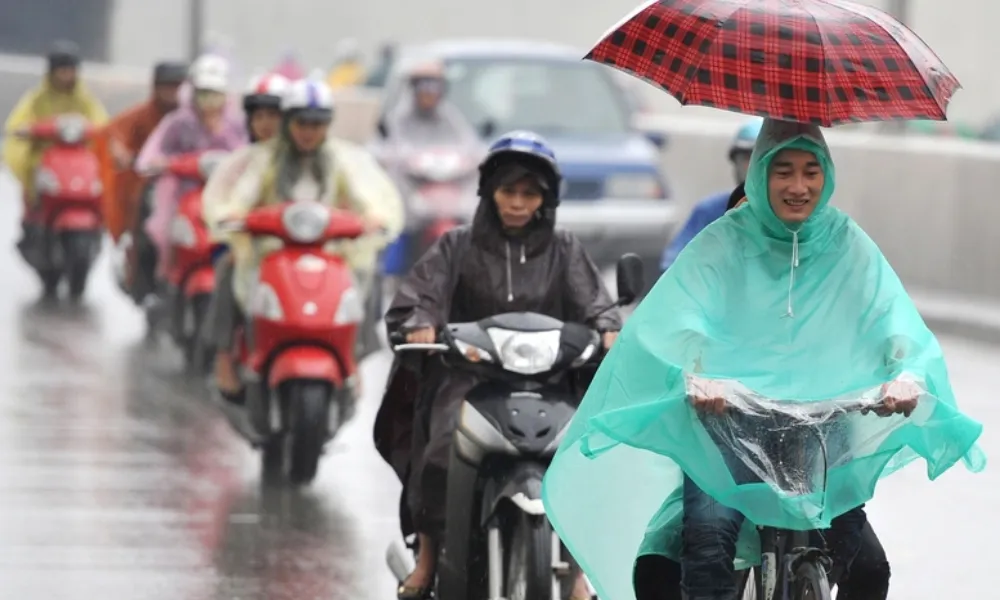 Mưa lớn cục bộ, cảnh báo lũ quét và sạt lở