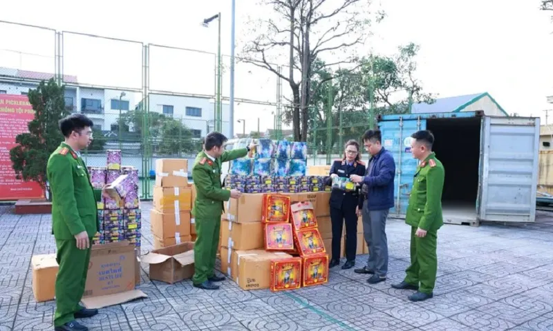 Triệt phá đường dây mua bán, vận chuyển pháo nổ đặc biệt lớn