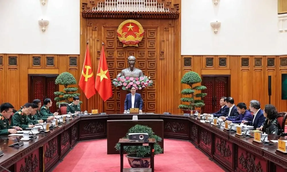 Thủ tướng yêu cầu đẩy mạnh thương mại hóa công nghiệp quốc phòng