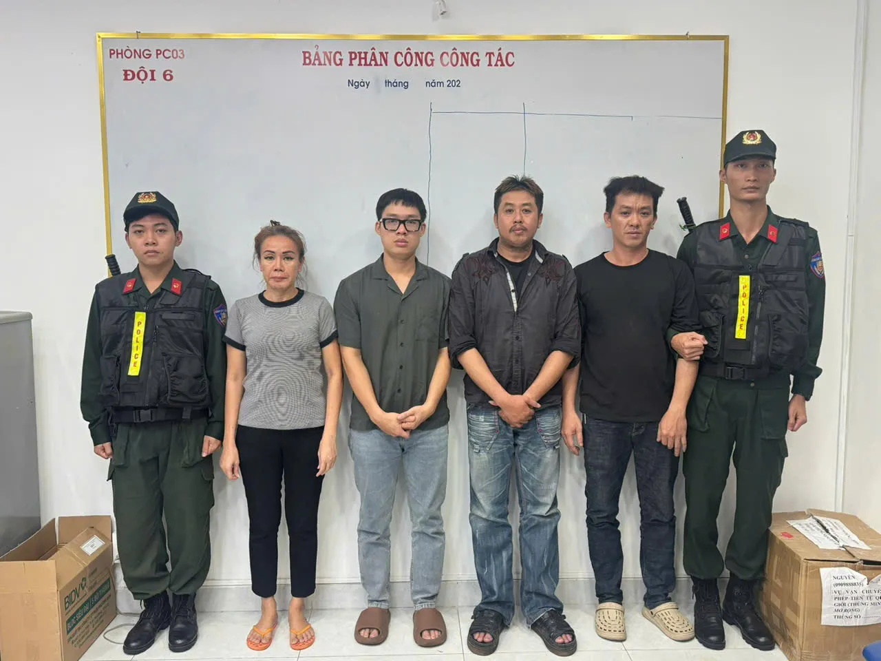 b7f639fbcccf43911ade