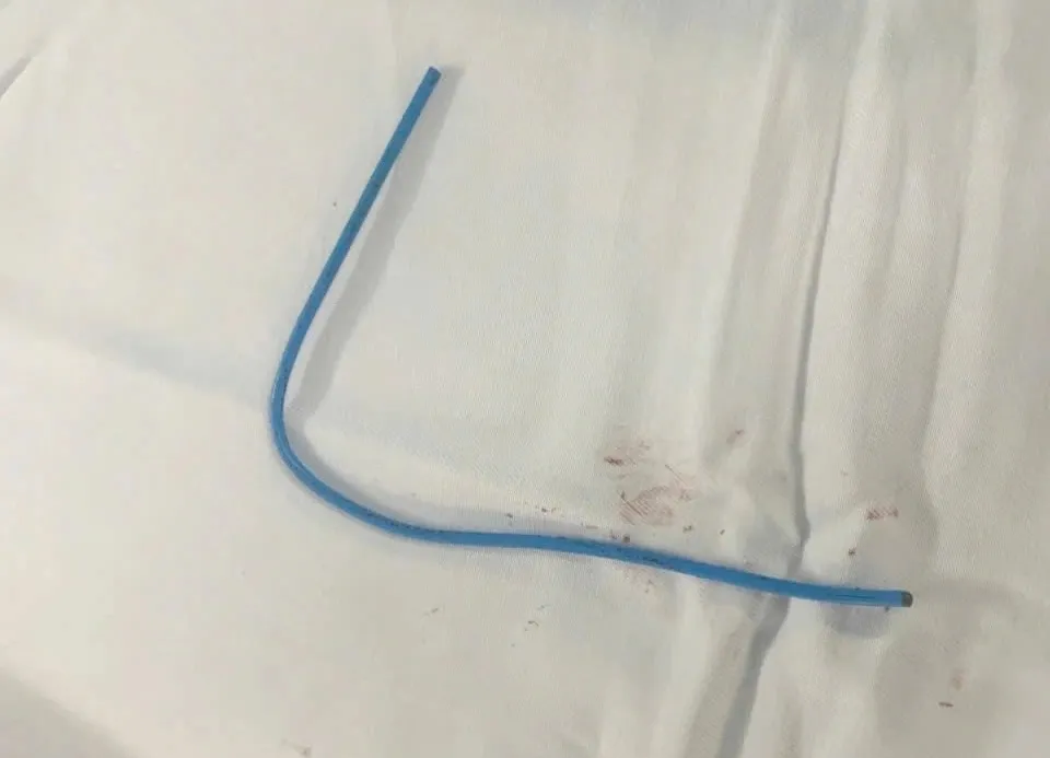 base64-1766726209761335210121