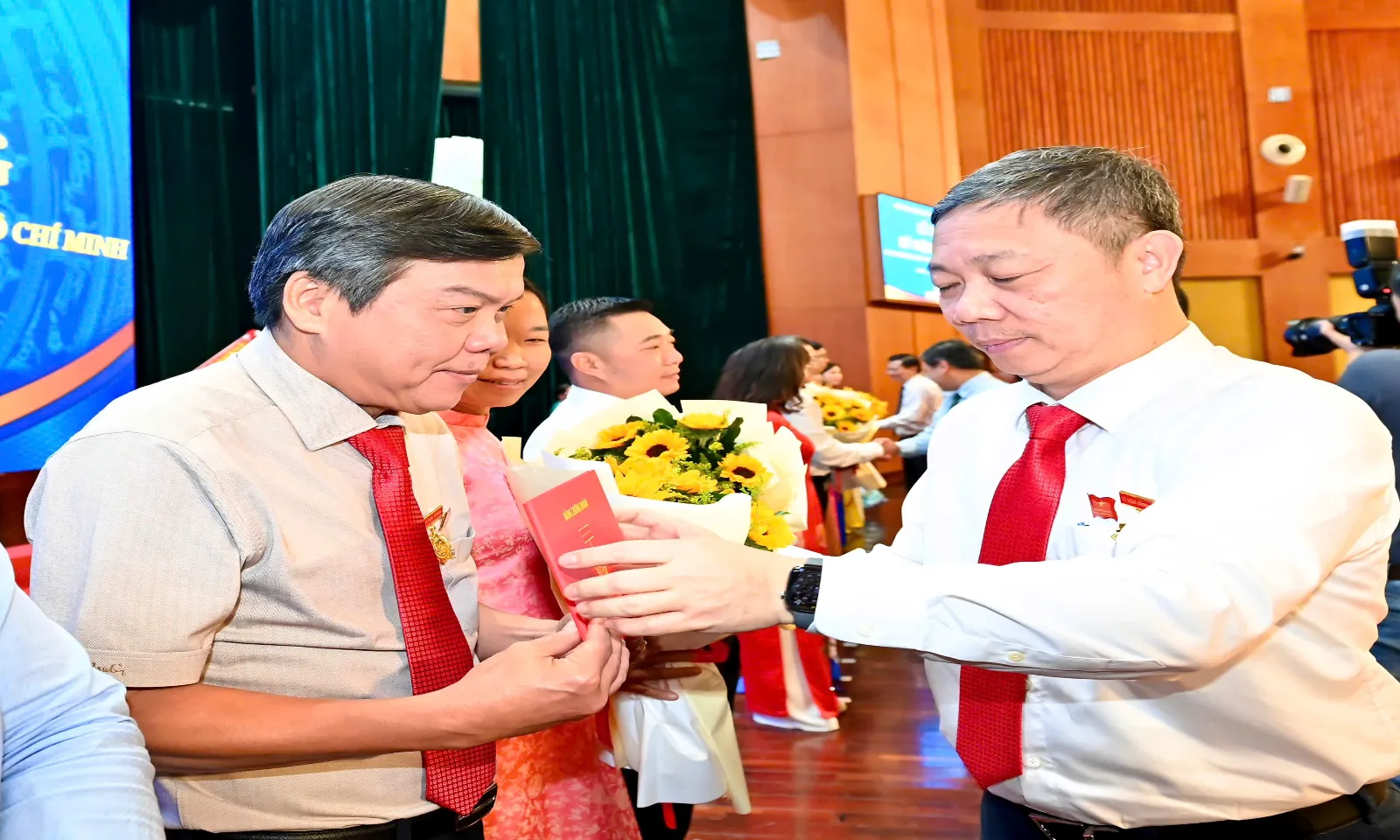 HĐND TPHCM không ngừng đổi mới phương thức hoạt động, bám sát thực tiễn đời sống nhân dân – Hình 4