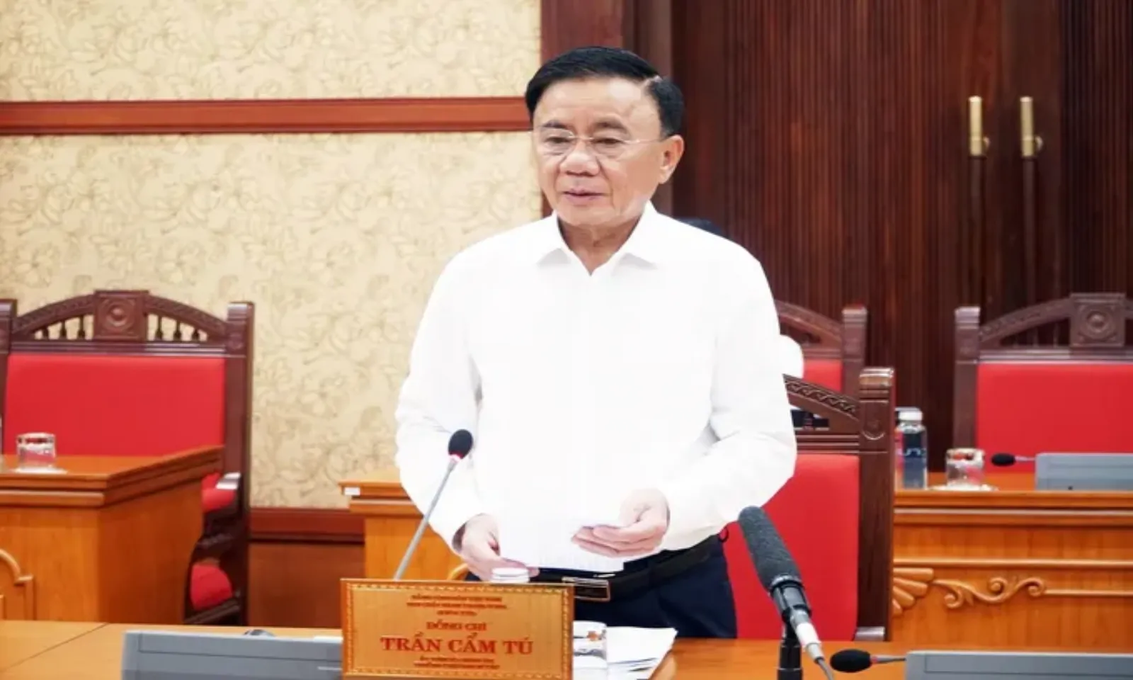 Đảng tăng cường lãnh đạo công tác ký kết, thực hiện các cam kết quốc tế