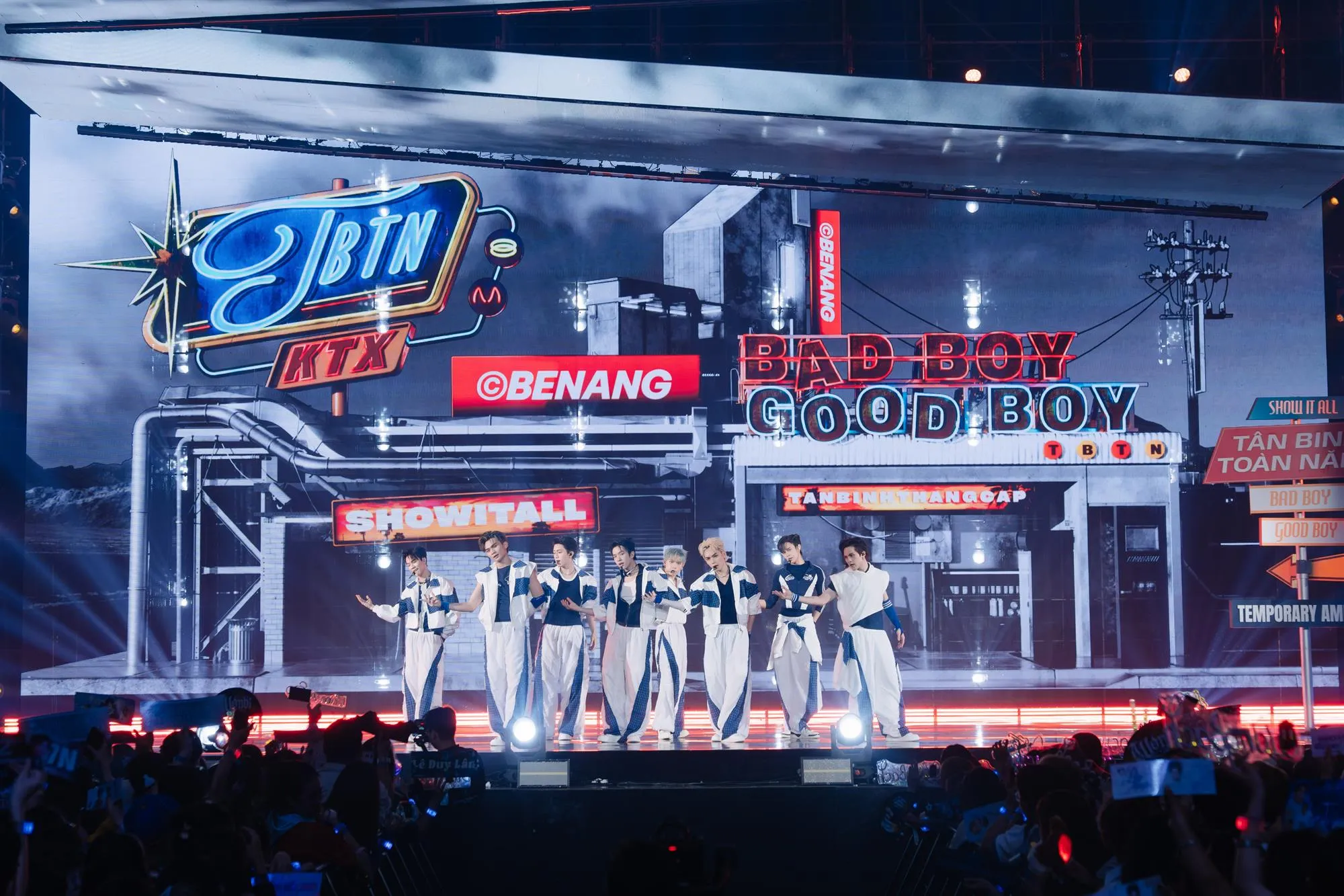 Tiết mục _Mất trí nhớ tạm thời_ bùng nổ đạt 1924 điểm, giúp nhóm Tân binh thăng cấp vượt mức thử thách (1)