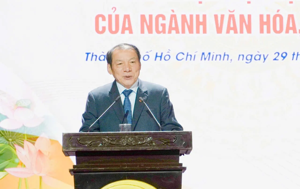 Bộ trưởng Bộ Văn hóa - Thể thao và Du lịch Nguyễn Văn Hùng phát biểu chỉ đạo Hội nghị