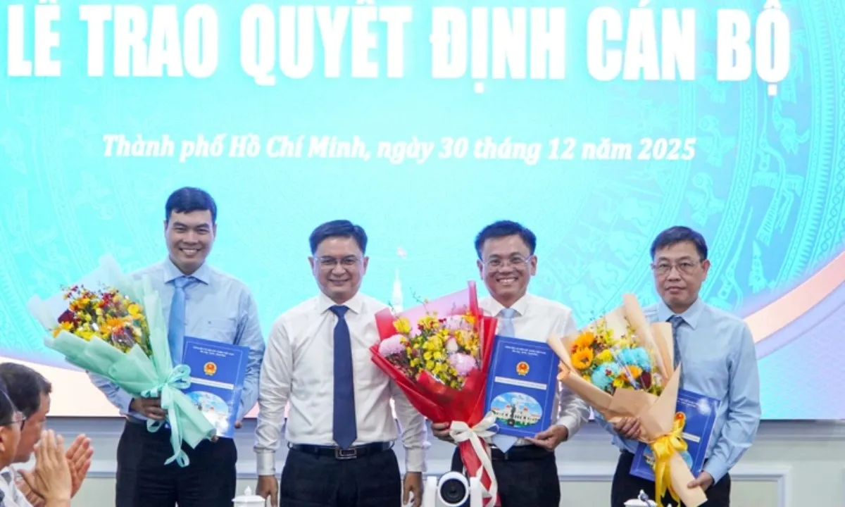 Ông Nguyễn Tuấn Anh làm giám đốc Trung tâm phục vụ hành chính công TPHCM