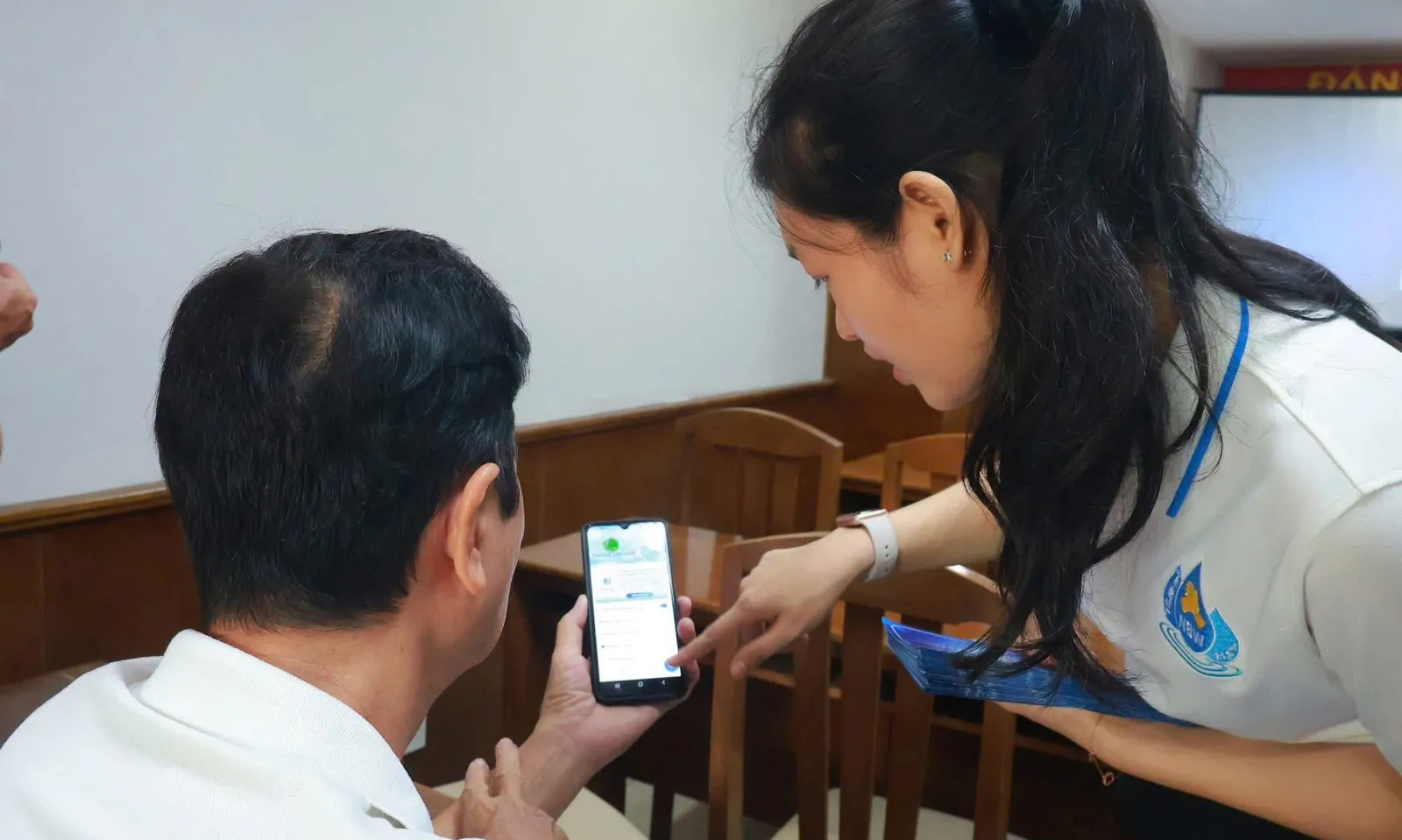 Mạng xã hội là ảo, lừa đảo trên không gian mạng là thật