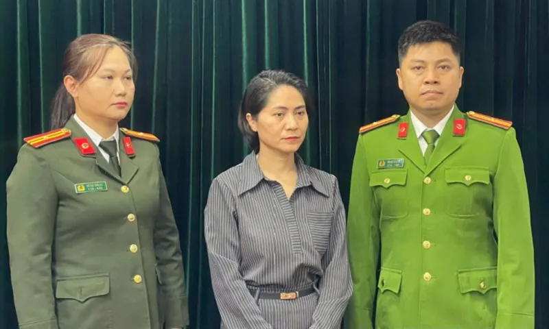 Khởi tố, bắt tạm giam nữ giám đốc công ty tổ chức chương trình “Bốn cánh chim trời”