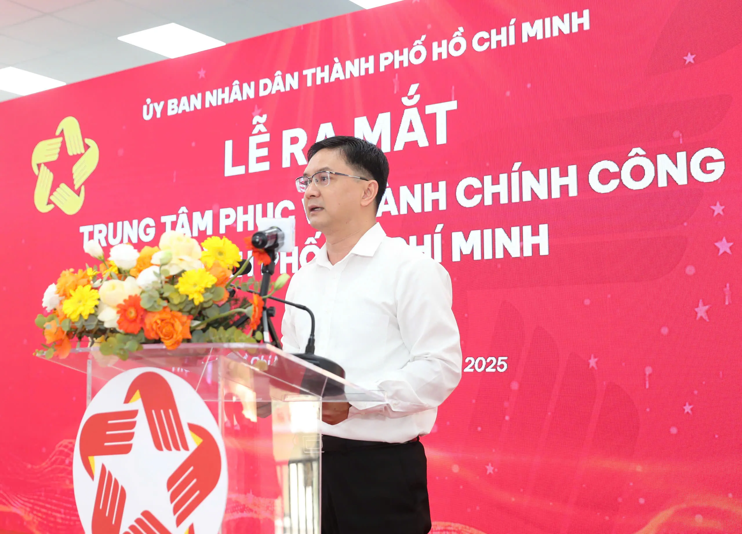 PCT UBND TP Nguyễn Mạnh Cường phát biểu tại buổi lễ ra mắt TTPVHC TPHCM