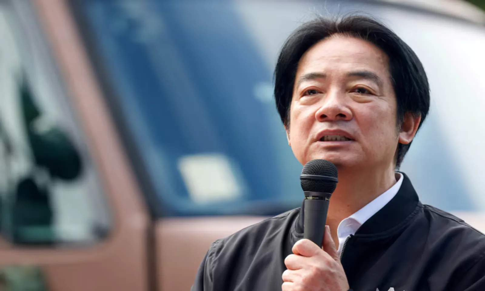 Sức ép từ Trung Quốc, Đài Loan đề xuất tăng 40 tỉ USD quốc phòng