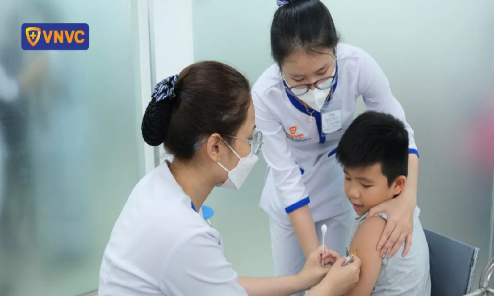 Tăng cường tiêm chủng, ngăn nguy cơ dịch bại liệt xâm nhập – Hình 1